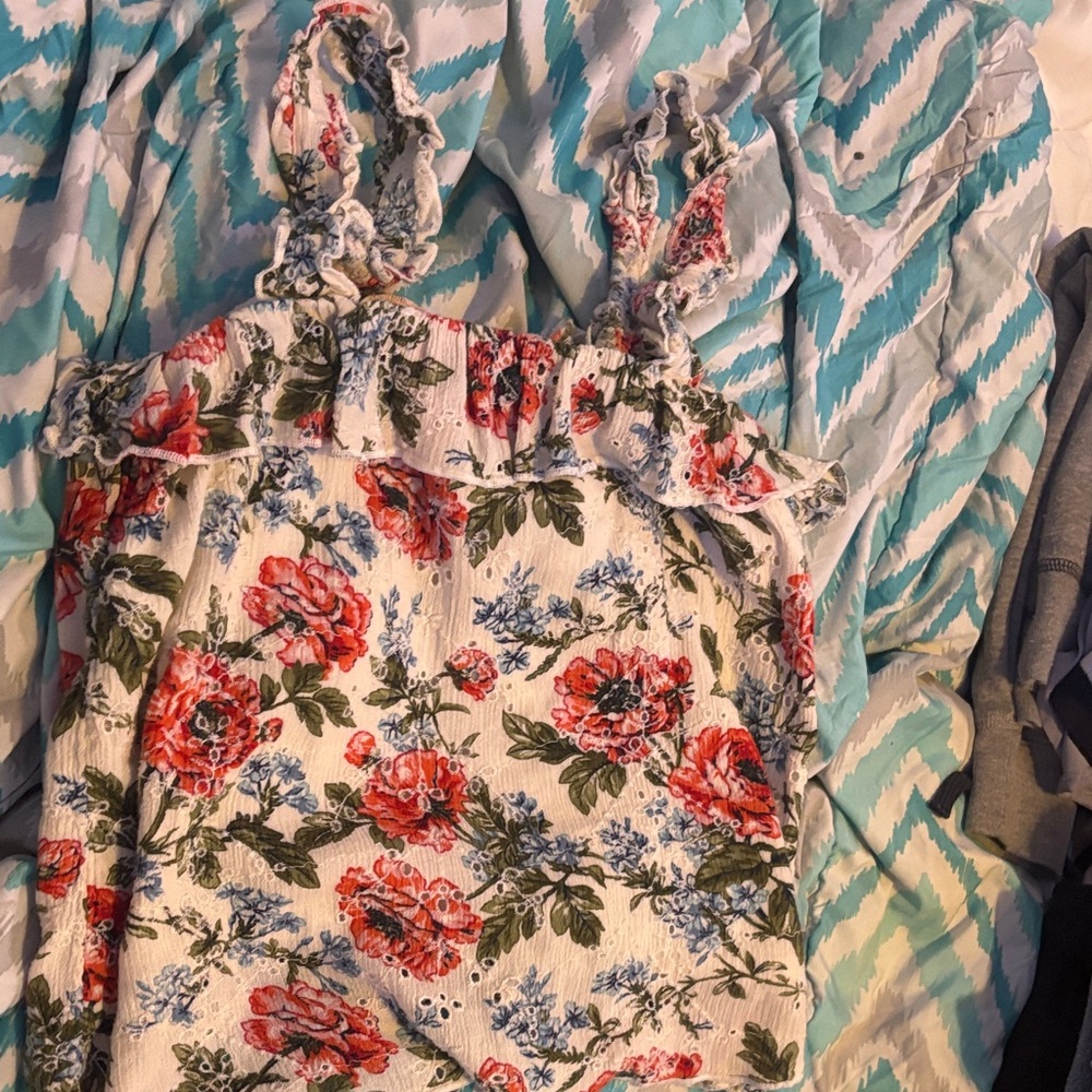 American Eagle Outfitters Floral Tank Top - White and Red